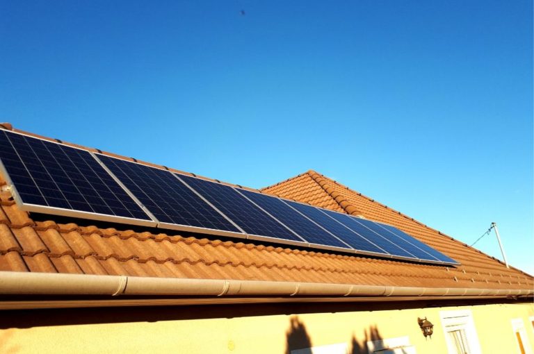 Gershoj Oroszlány napelem rendszer 212 kW